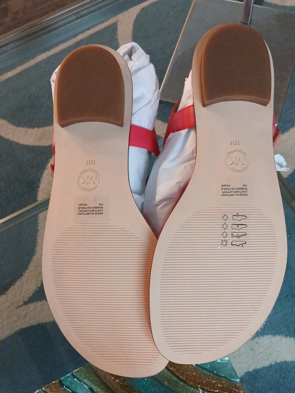 Michael Kors Pink Leather T-Strap Sandals - Picture 3 of 6